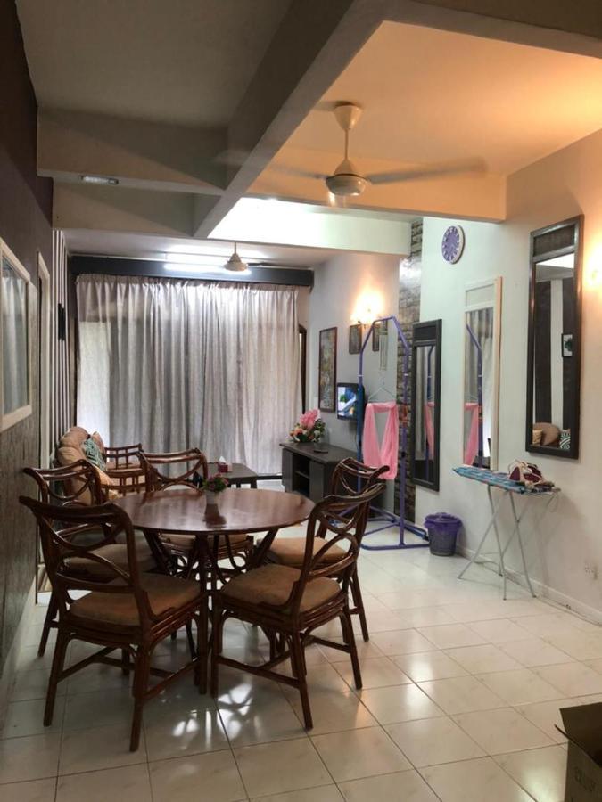 Seri Lagenda Apartment Kuah Exterior foto